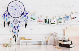 Accessories for desktop and Dreamcatcher